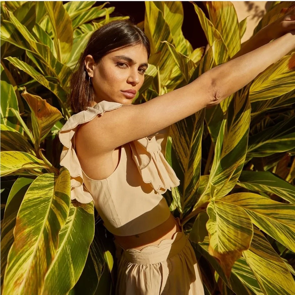 Hunter Bell Kate Beige Khaki Ruffle Crop Top - Picture 10 of 13